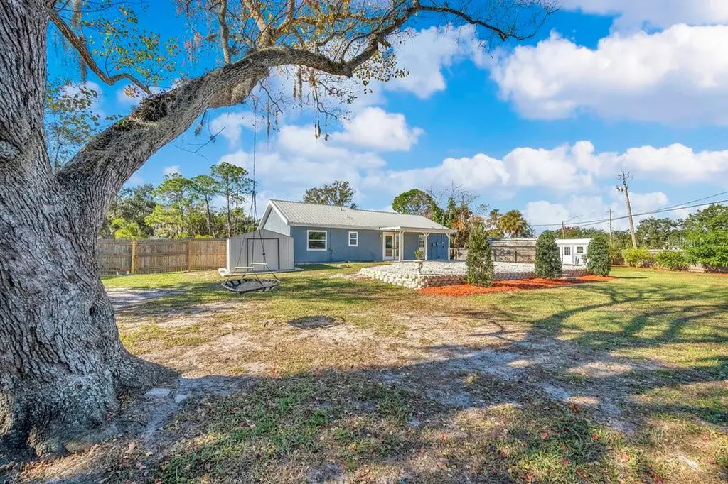 3808 W Country Loop Lakeland FL 33811