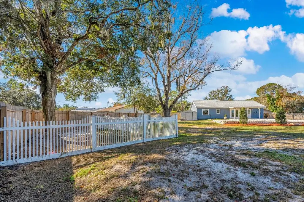 3808 W Country Loop Lakeland FL 33811