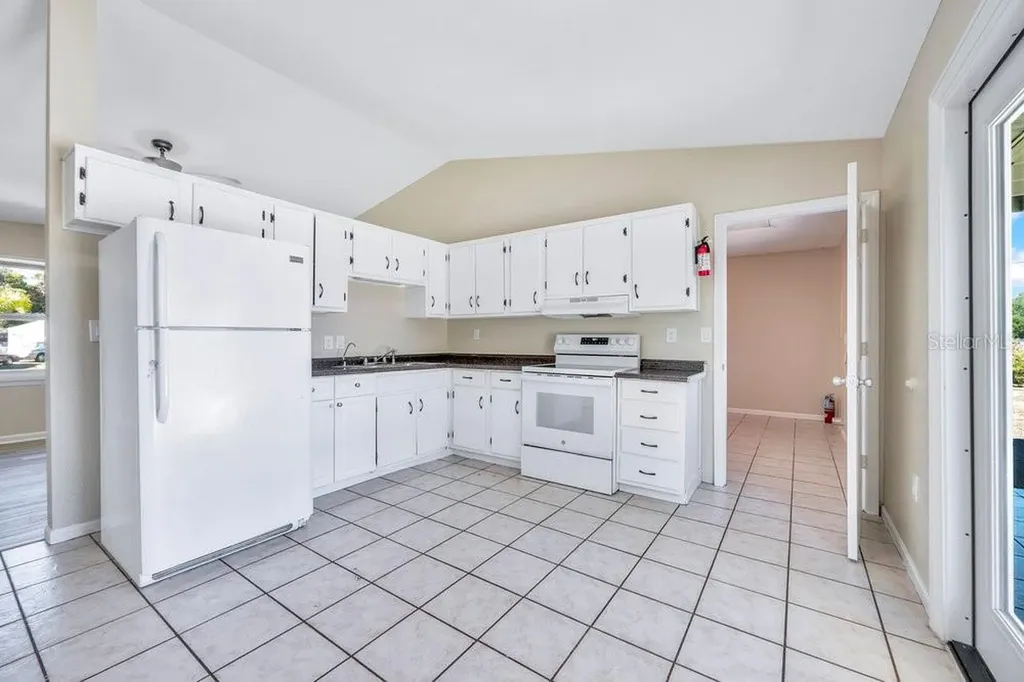 3808 W Country Loop Lakeland FL 33811