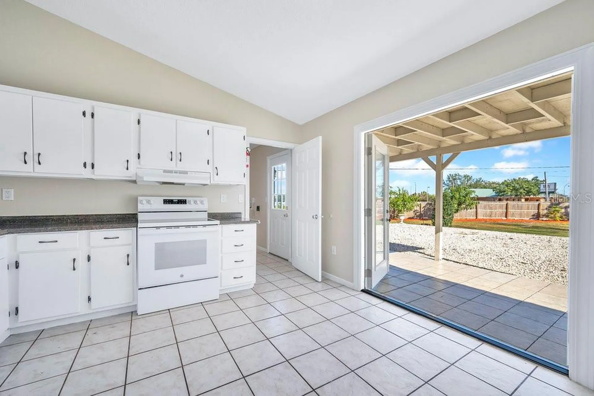 3808 W Country Loop Lakeland FL 33811