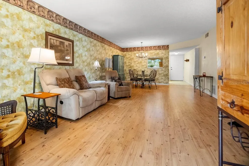 871 New York Avenue Dunedin FL 34698