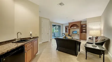 8335 Grosvenor Court Bradenton FL 34201