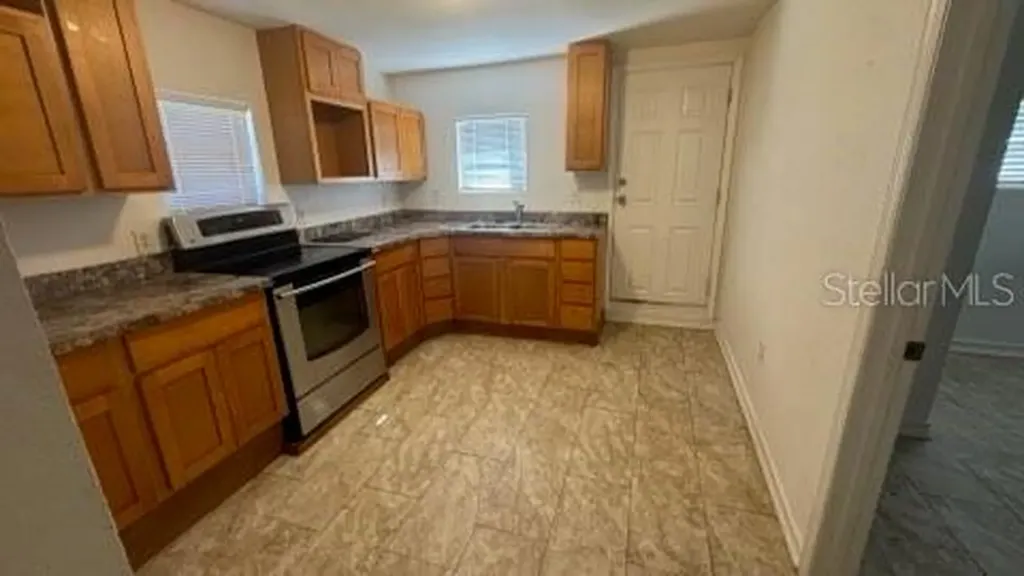 720 W 12th Street Lakeland FL 33805