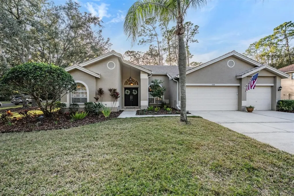 1558 E Lake Woodlands Parkway Oldsmar FL 34677