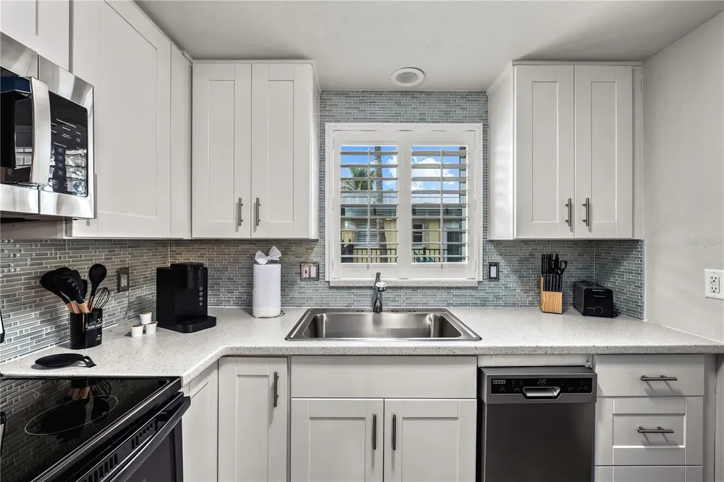 1123 Crescent Street Sarasota FL 34242