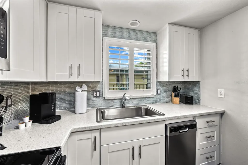 1123 Crescent Street Sarasota FL 34242