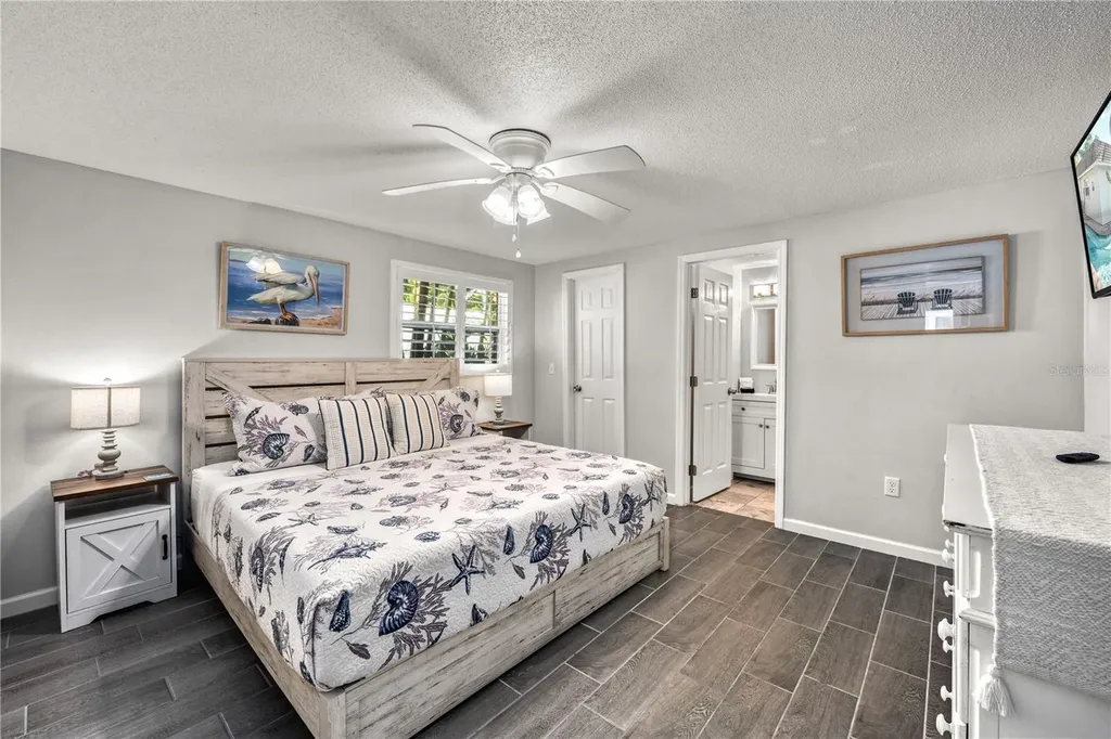 1123 Crescent Street Sarasota FL 34242