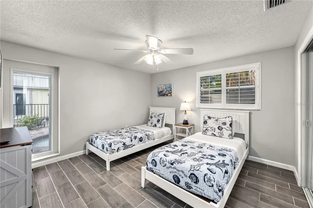 1123 Crescent Street Sarasota FL 34242