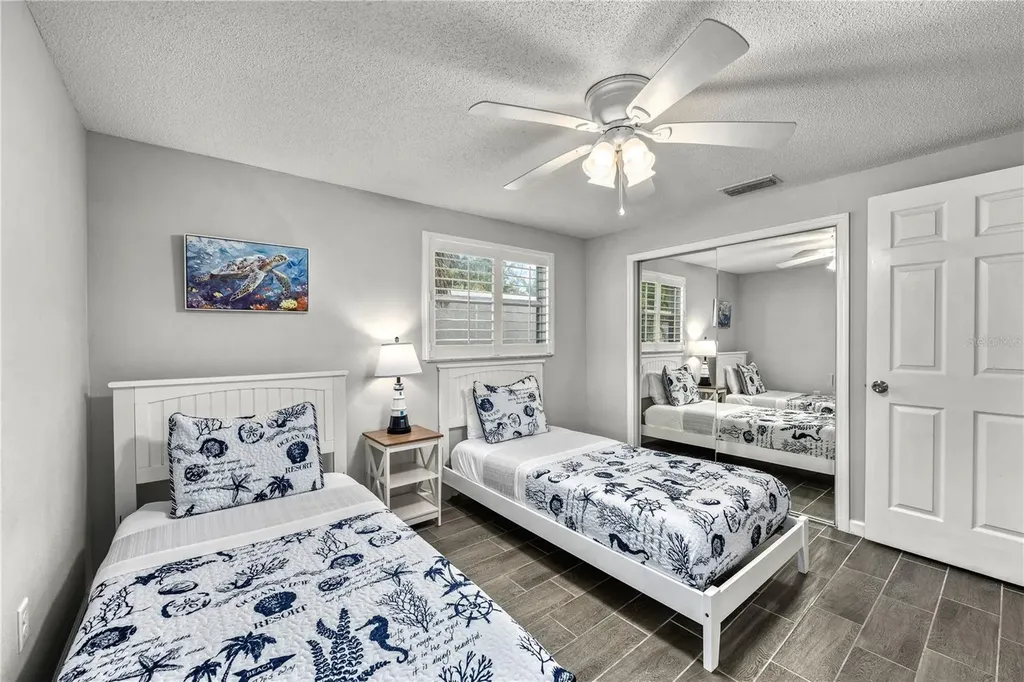 1123 Crescent Street Sarasota FL 34242
