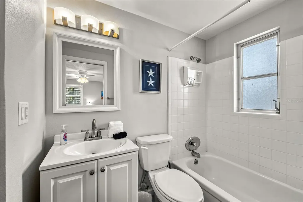 1123 Crescent Street Sarasota FL 34242