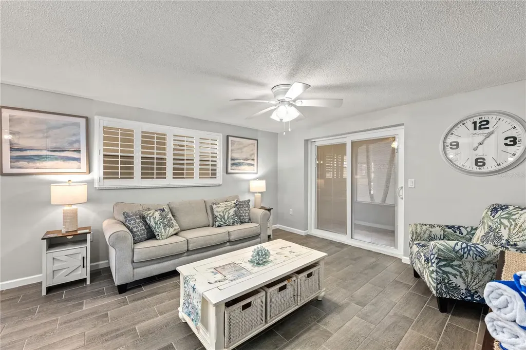 1123 Crescent Street Sarasota FL 34242