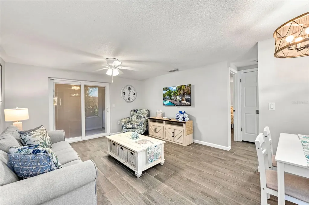 1123 Crescent Street Sarasota FL 34242