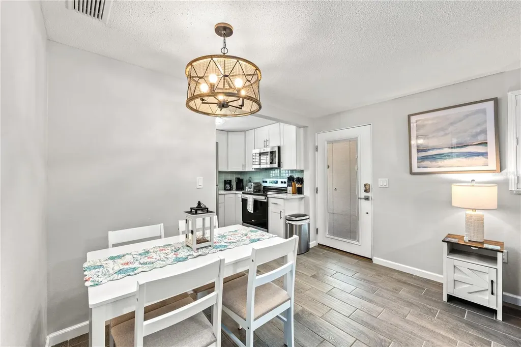1123 Crescent Street Sarasota FL 34242