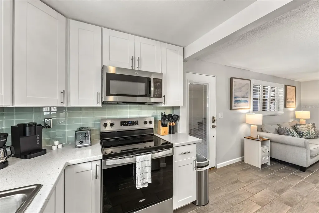 1123 Crescent Street Sarasota FL 34242