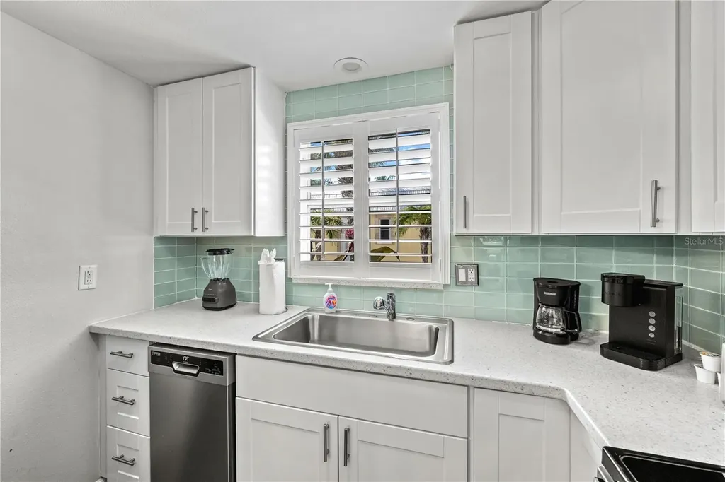 1123 Crescent Street Sarasota FL 34242