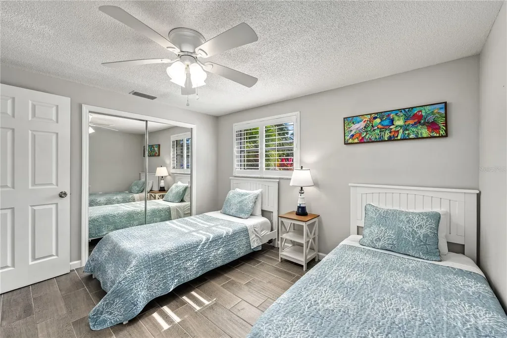 1123 Crescent Street Sarasota FL 34242