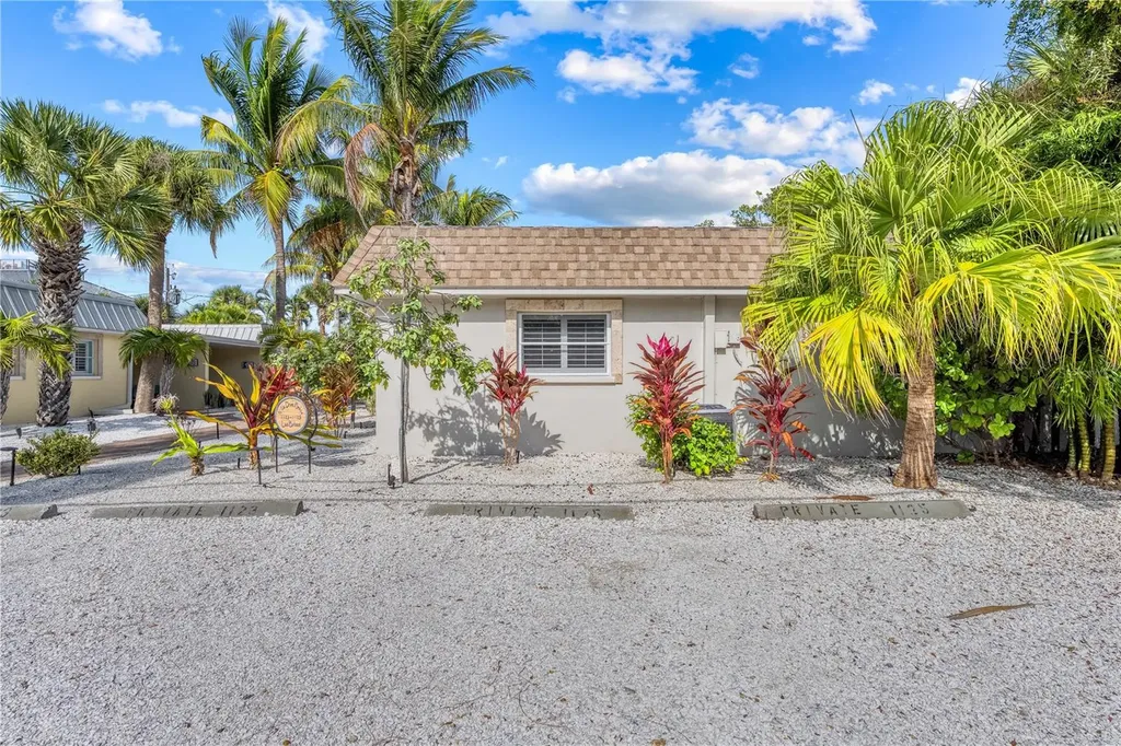 1123 Crescent Street Sarasota FL 34242
