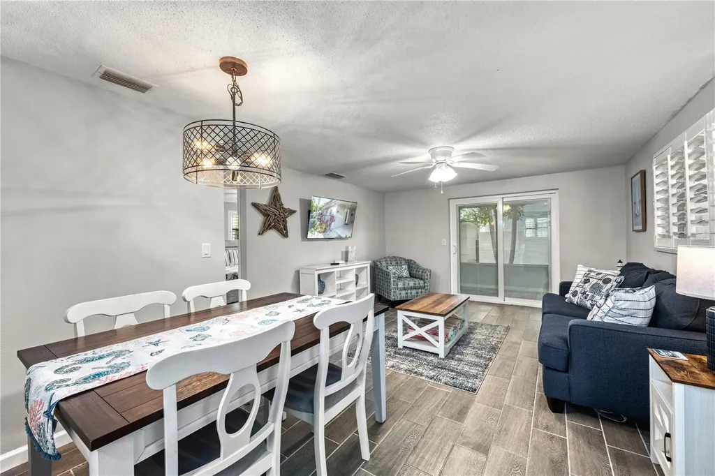 1123 Crescent Street Sarasota FL 34242