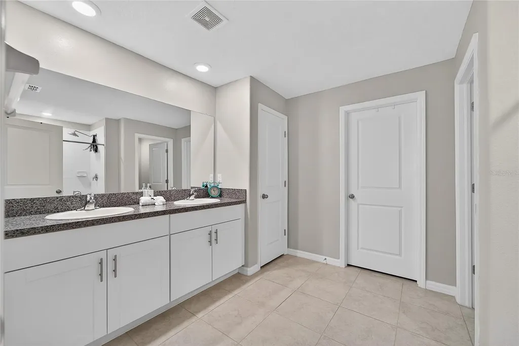 1728 Fred Ives Street Ruskin FL 33570