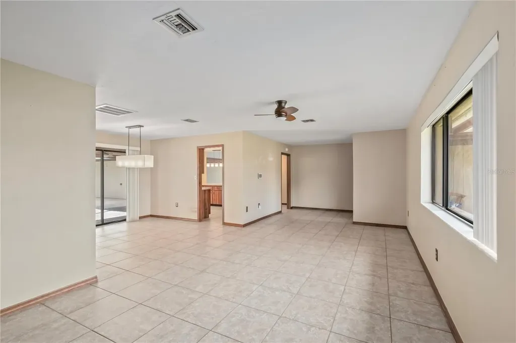 2902 Marion County Road Weirsdale FL 32195
