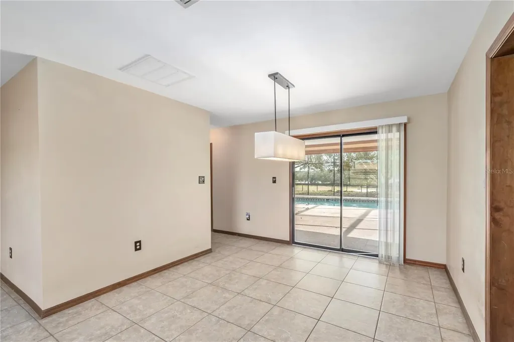 2902 Marion County Road Weirsdale FL 32195