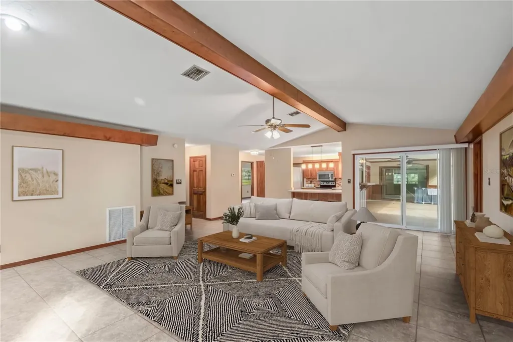 2902 Marion County Road Weirsdale FL 32195