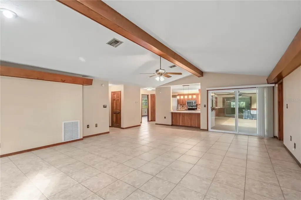 2902 Marion County Road Weirsdale FL 32195