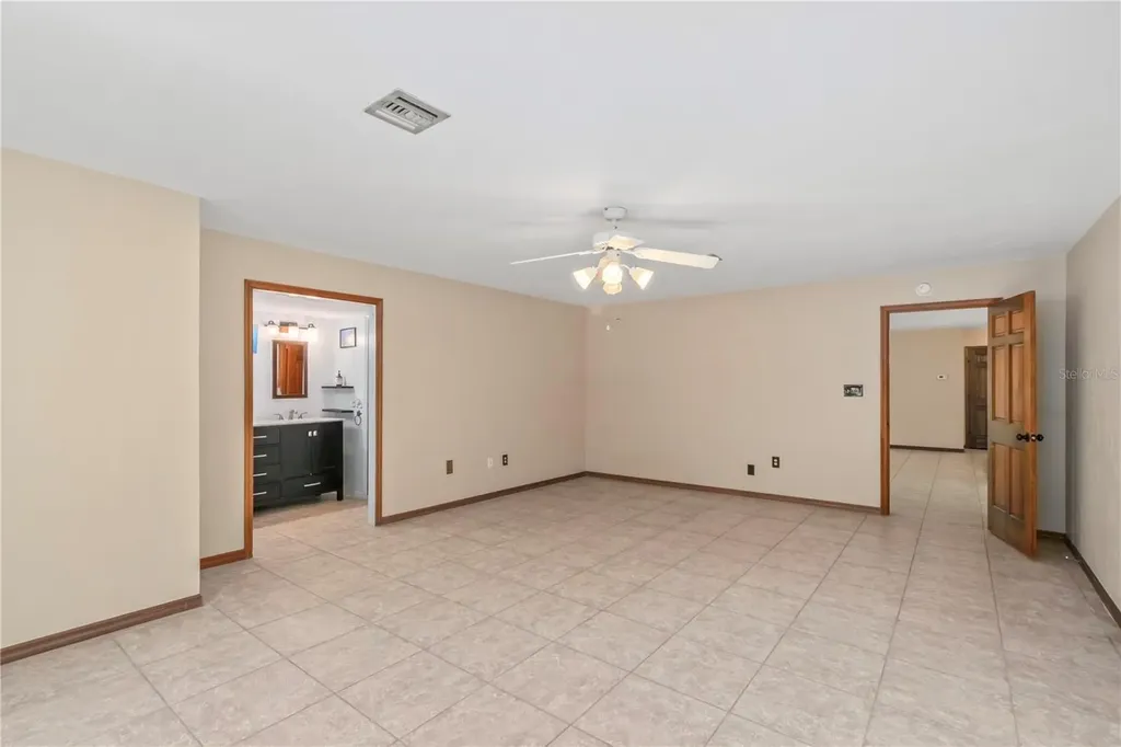2902 Marion County Road Weirsdale FL 32195