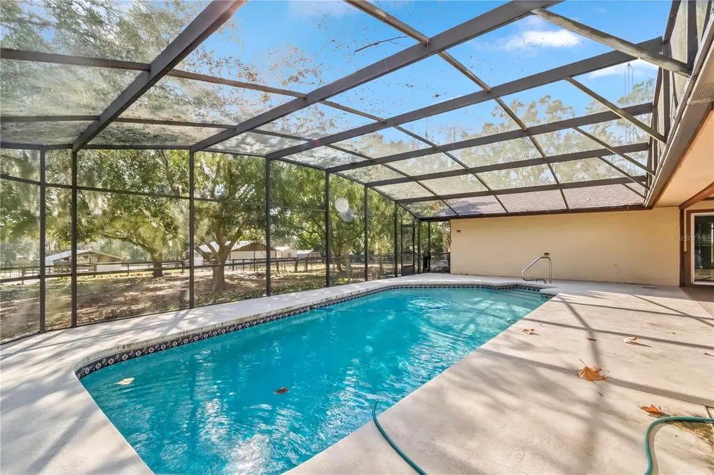 2902 Marion County Road Weirsdale FL 32195