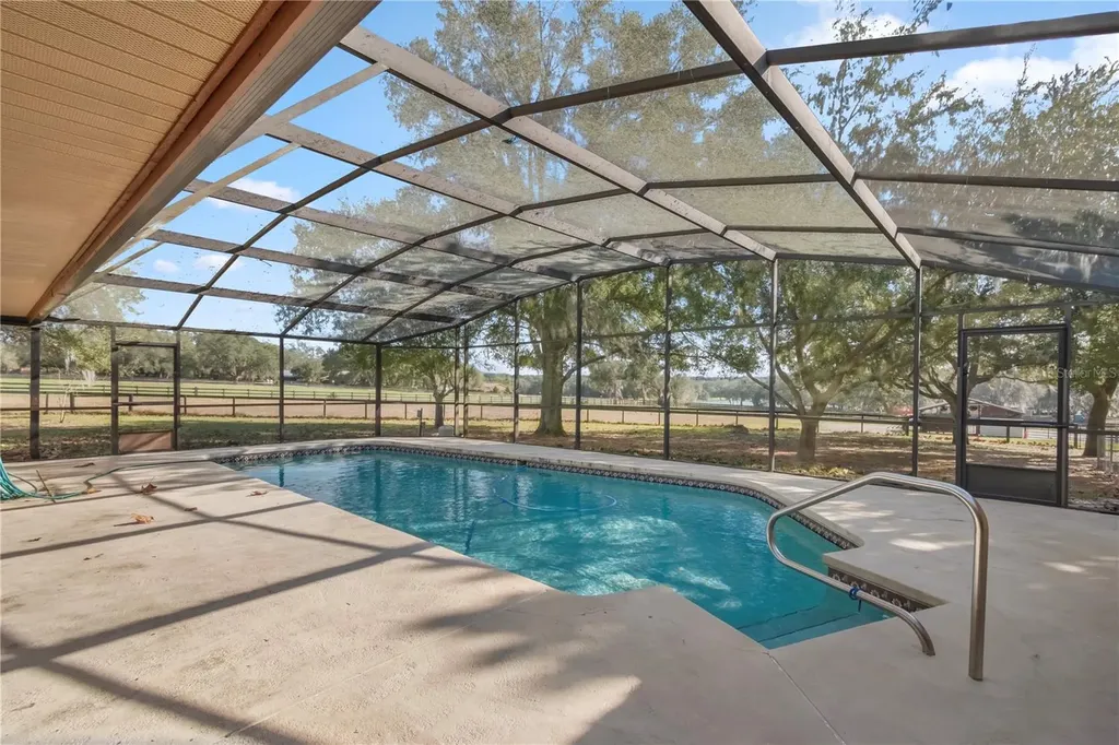 2902 Marion County Road Weirsdale FL 32195