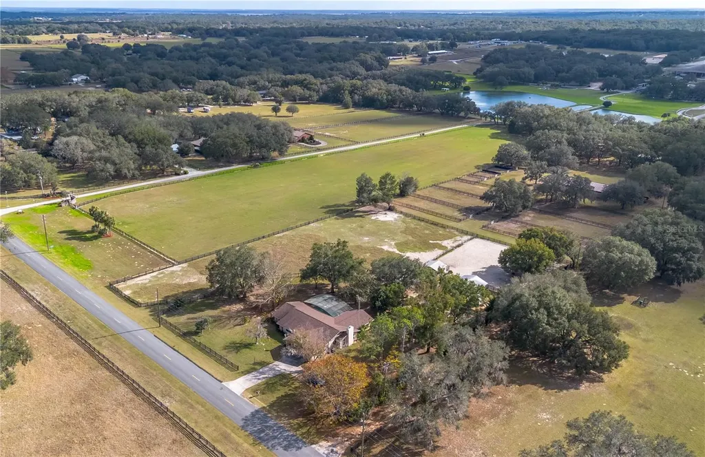 2902 Marion County Road Weirsdale FL 32195