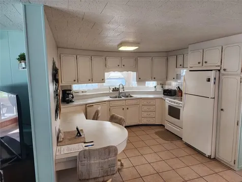 603 Cyprus Court Bradenton FL 34207