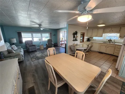 603 Cyprus Court Bradenton FL 34207
