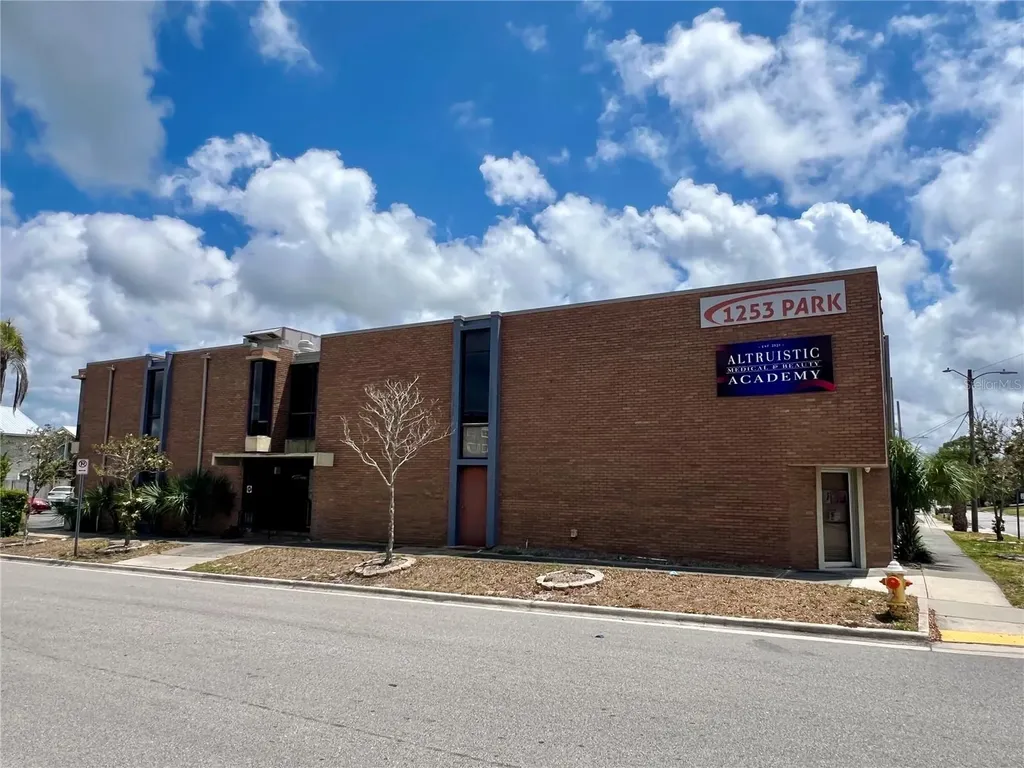 1253 Park Street Clearwater FL 33756