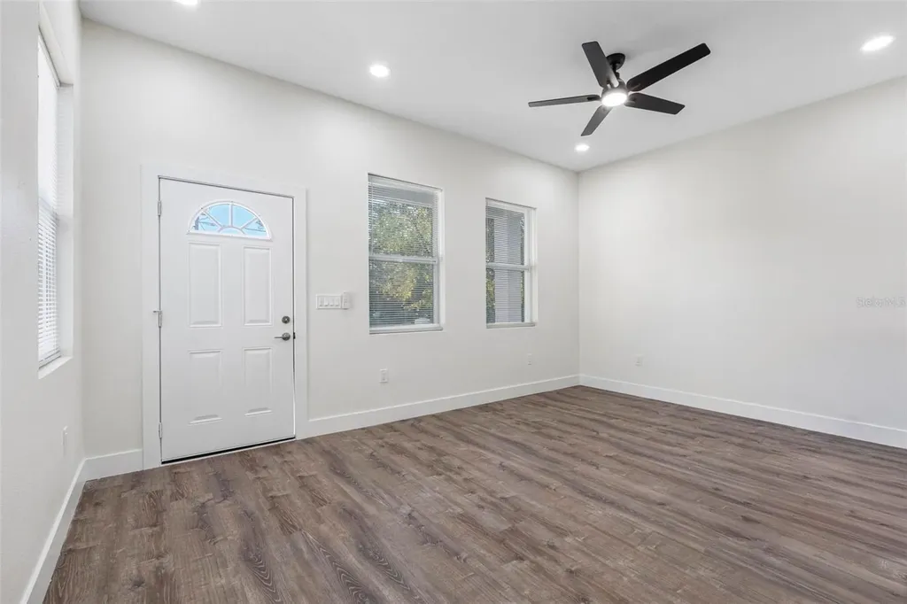 10247 Lake Drive New Port Richey FL 34654