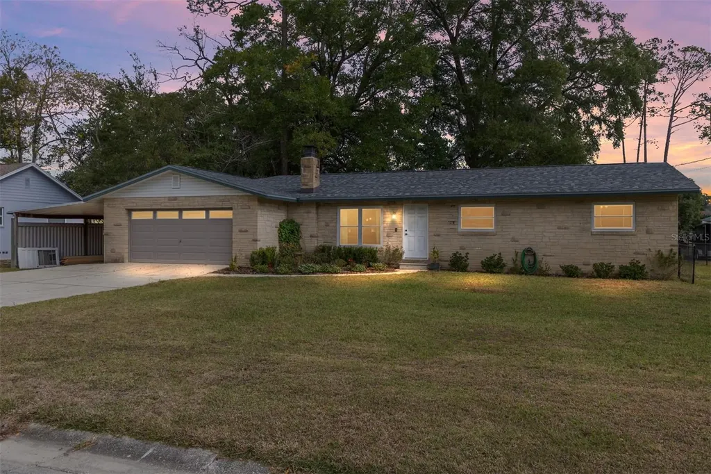 903 NE 17th Court Ocala FL 34470
