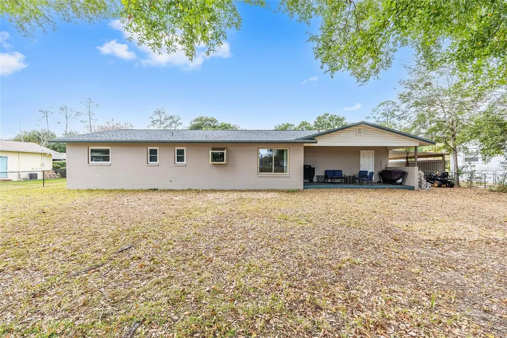 903 NE 17th Court Ocala FL 34470