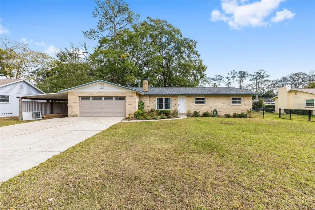 903 NE 17th Court Ocala FL 34470