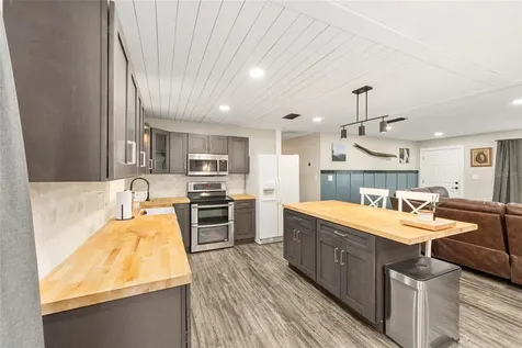 903 NE 17th Court Ocala FL 34470