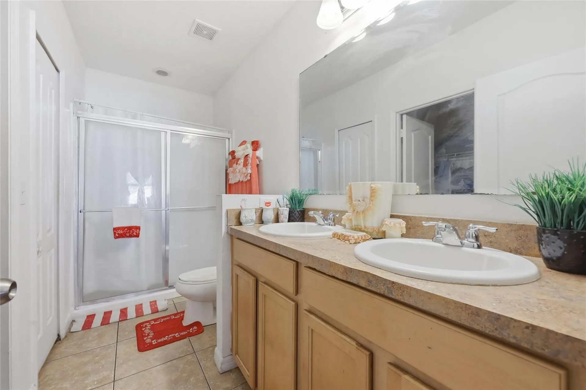 7878 Tanbier Drive Orlando FL 32818