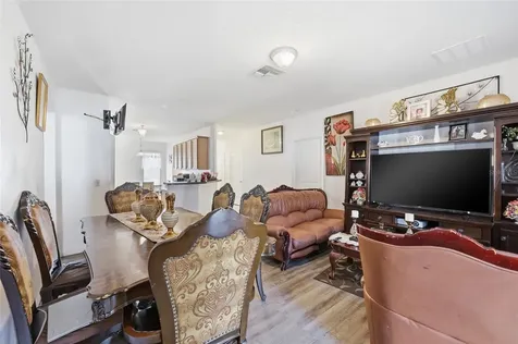7878 Tanbier Drive Orlando FL 32818