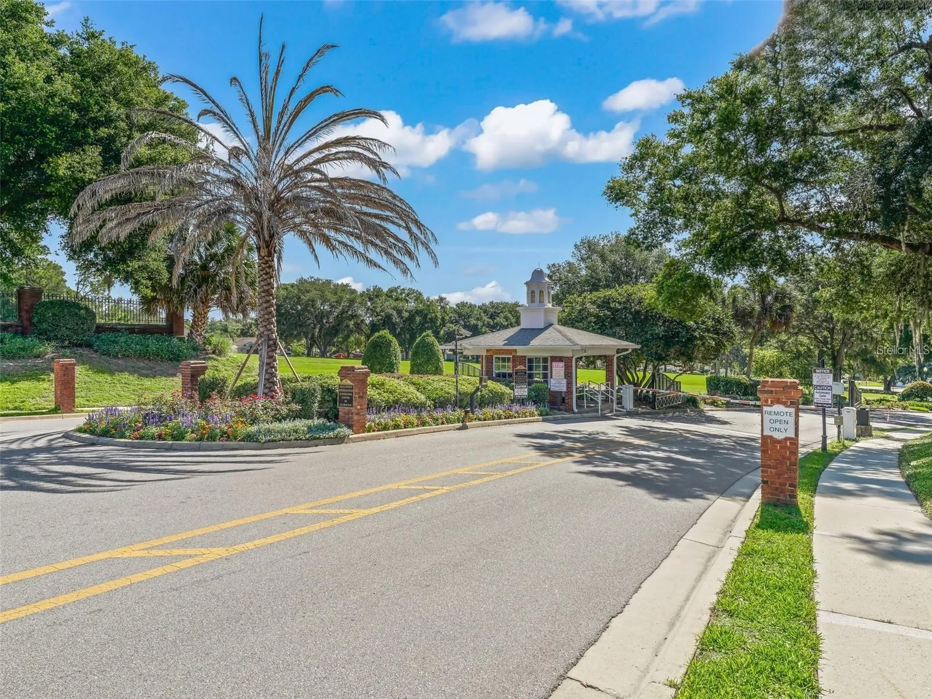 39819 Grove Heights Lady Lake FL 32159