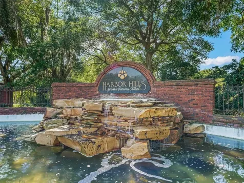 39819 Grove Heights Lady Lake FL 32159