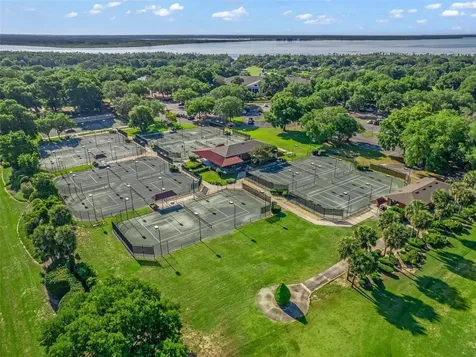 39819 Grove Heights Lady Lake FL 32159