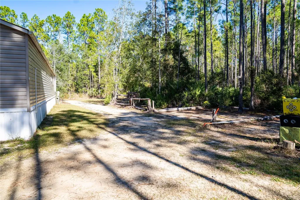 132 Nutmeg Trail Interlachen FL 32148
