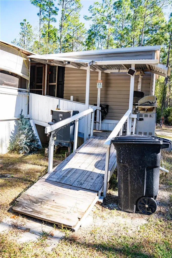 132 Nutmeg Trail Interlachen FL 32148