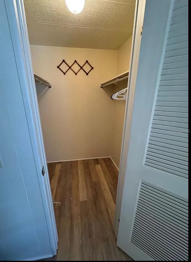3301 Alt 19 Dunedin FL 34698