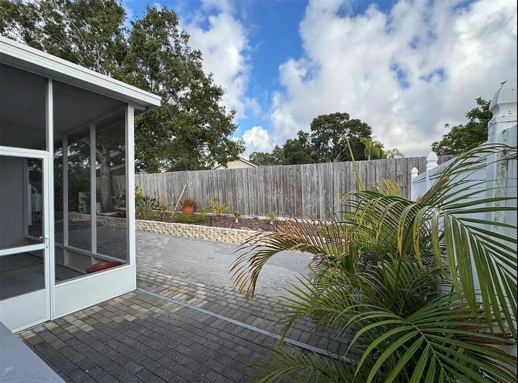 3301 Alt 19 Dunedin FL 34698