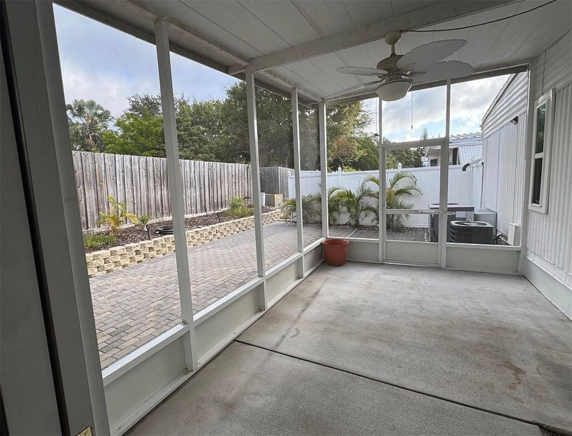 3301 Alt 19 Dunedin FL 34698