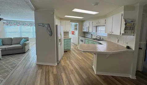 3301 Alt 19 Dunedin FL 34698